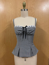 Load image into Gallery viewer, Wool corset
